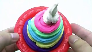 PEPPA PIG family Watching Play Doh Cream Cake Rainbow Color Wonderful