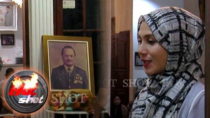 Ayahanda Marini Zumarnis Meninggal Dunia - Hot Shot 17 Juni 2016