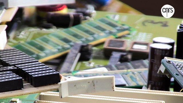 Recycler nos déchets électroniques avec... de l'eau à 500°