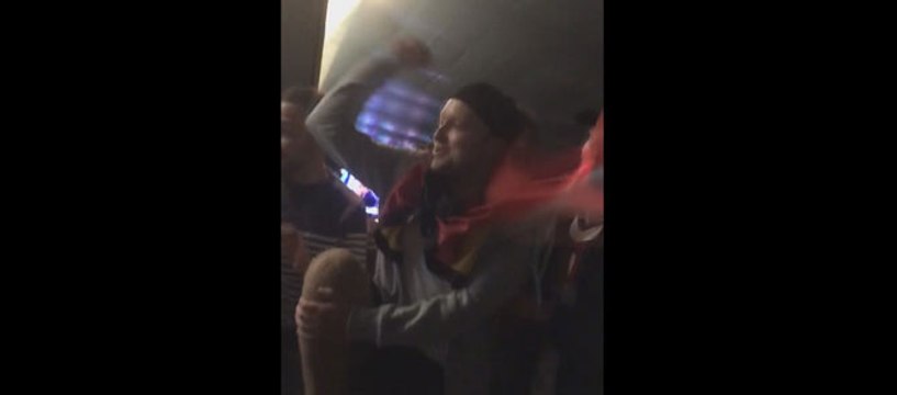 Des Marseillais font chanter le aux armes aux Allemands !