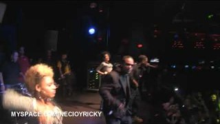 Necio y Ricky - Yo te vi (Performing Live)