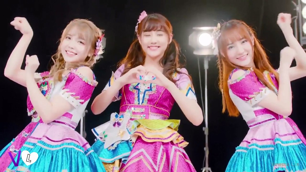 [Chinese Music Video] 莫寒 & 李艺彤 & 杨韫玉 ( SNH48 MEmbers ) - 追光-目标弹弹岛 MV