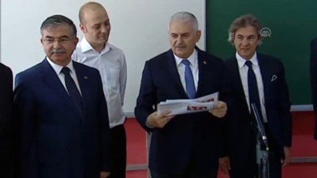 Başbakan Yıldırım, Karne Dağıtım Törenine Katıldı (2)