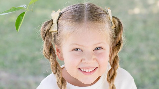 Талантливая 5-летняя парикмахерша