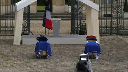 Magnanville: hommage solennel de Hollande à "deux héros du quotidien"