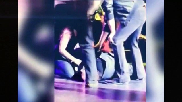 Rock singer Meat Loaf Collapses On Stage During Concert in Canada