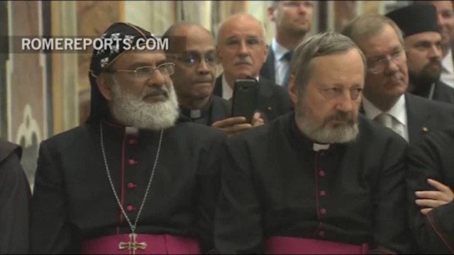 HASHIM THAÇI TAKON PAPA FRANÇESKUN NE VATIKAN E FTON TE VIZITOJE KOSOVEN LAJM