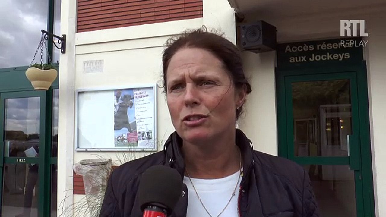 Pia Brandt présente Camprock, le 6 dans le Prix de Diane.