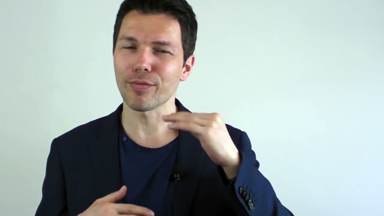 Body Language Tips For Men (Part 1) - Using Your Head To Create Attraction With Women