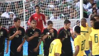 Gol de Ronaldinho [México 1 - 2 Brasil] 2011