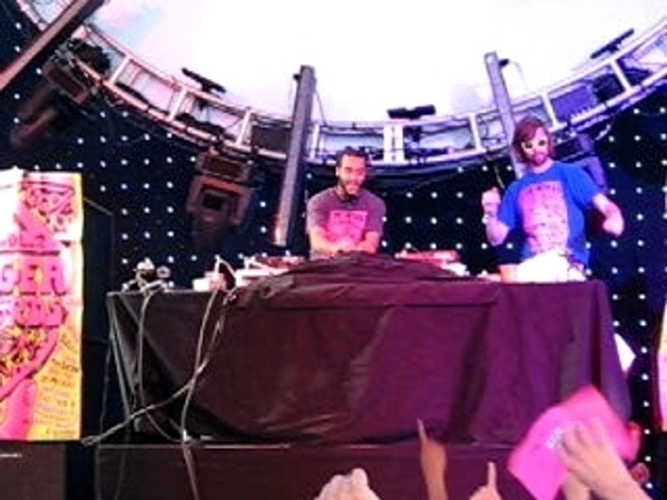 Mehdi w/BusyP at Coachella 2007 (Part 2)