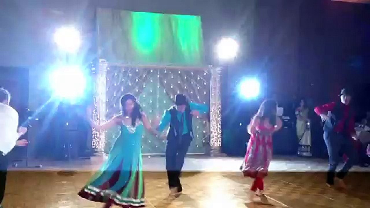 BEST  mehndii dance ever! 2015