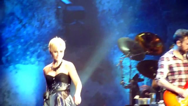 The Cranberries - You and Me - Zénith de Paris 25/11/2012