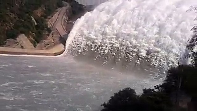 Tarbela Dam Spillways