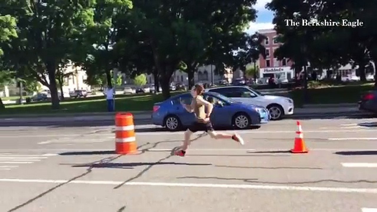 GREEN MILE: Tim Allard pulls away down the stretch, winning the Green Mile.