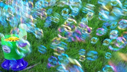 Gazillion Bubble Machine . Aiden and Brooklyn try out the Tornado.