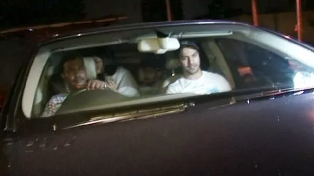 Varun Dhawan WATCHES Udta Punjab At PVR Juhu