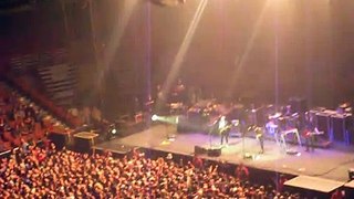 Tegan and Sara-Hop A Plane (Live at the Honda Center 9/19/10)