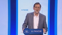 Rajoy pide no malgastar el voto apoyando a Rivera