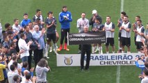 Tite é homenageado pelo Corinthians antes de assumir Seleção