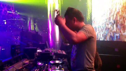 [LIVE] DJ Việt Uno on the mix tại MDM Club Hải Phòng ( 19/02/2014 )