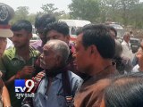 Rajkot - PAAS leaders protest outside CM Anandiben Patel's programme, detained - Tv9