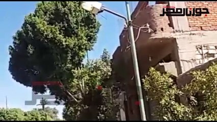 أعمدة الاناره مضا ءه بالنهار في سوهاج