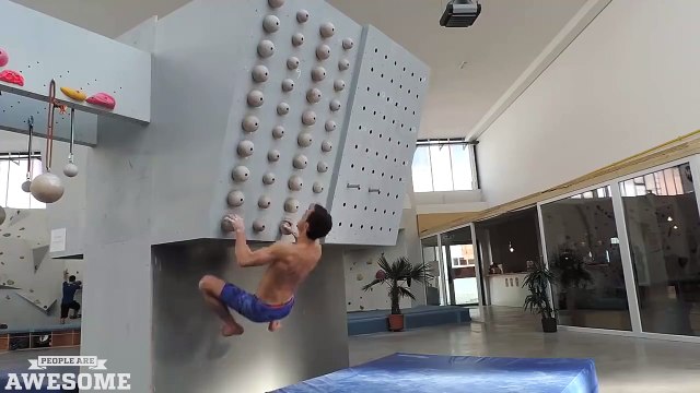 People are Awesome ׃ Impressive rock climbing practice!