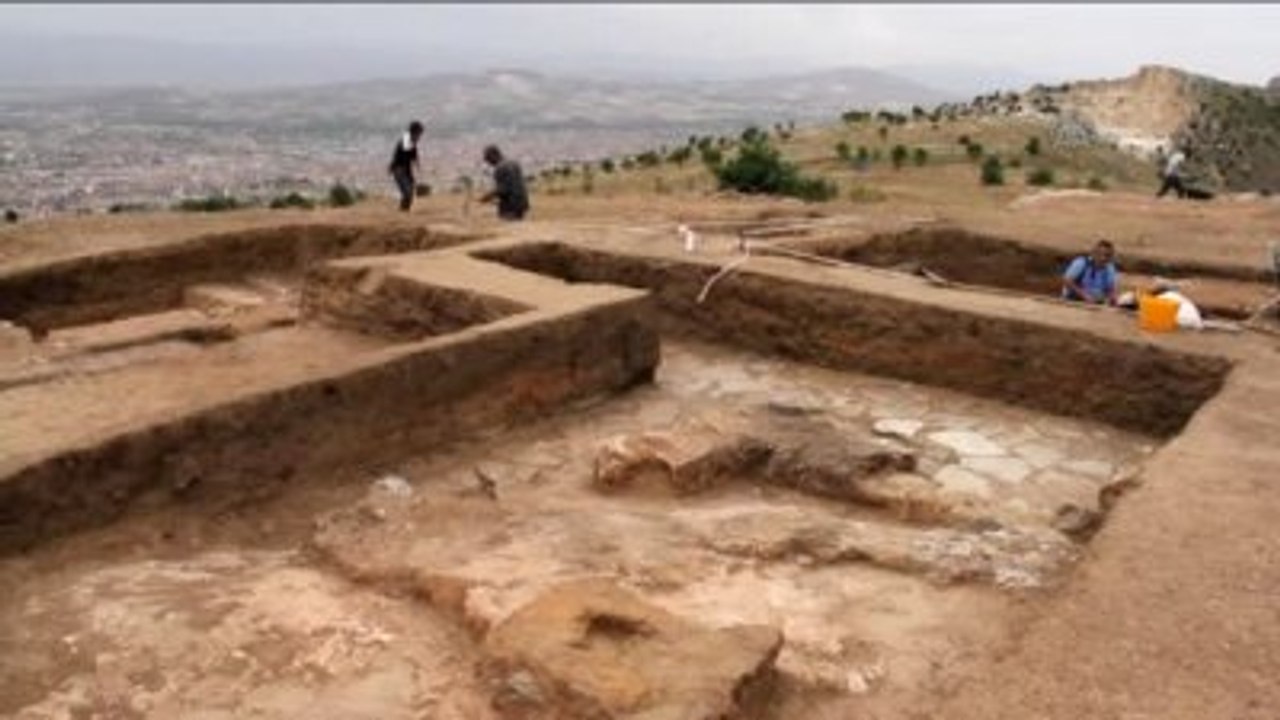 Harput'ta Kazı Çalışmaları - Elazığ