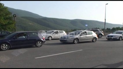 Video herunterladen: Ora News – Fluks në Morinë, shqiptarët nga Kosova nisin pushimet në bregdetin shqiptar