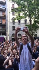 Introducing Neels Visser, the new celebrity-model causing a frenzy here in front of the Dolce & Gabbana show.