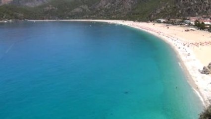 Güney Ege'de Sıcak Hava Nedeniyle Sahiller Doldu