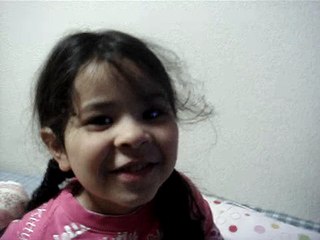 Júlia Yuki falando japonês! (19-01-2009)