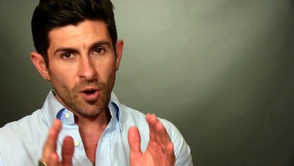How To Be More Photogenic   Look Better In Pictures   6 Tips
