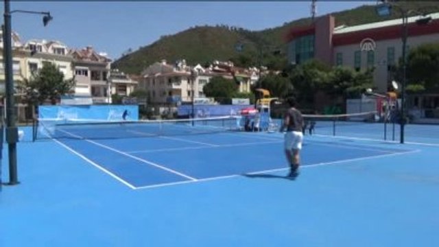 Uluslararası Erkekler Marmaris Açık Tenis Turnuvası Başladı