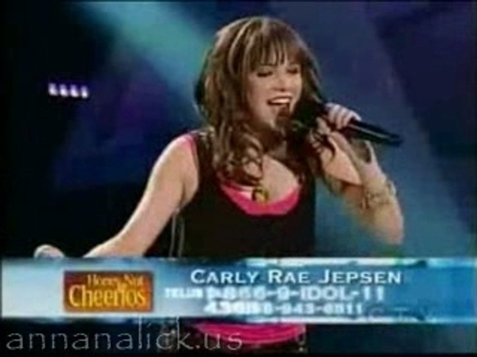 Carly Rae Jepsen - Put Your Records On