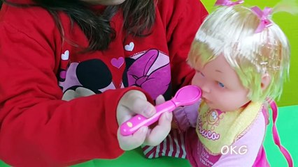 Baby Dolls Video - Nenuco Twins Lunch Time Playset - Feeding Baby Toys