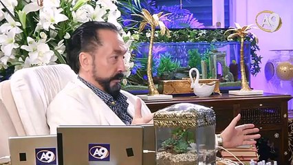 Sn. Kemal Kılıçdaroğlu'nun saçının teline dokunmaya yeltenen olursa kanunla hukukla gökkubeyi başlarına geçiririz.