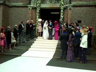 Beloeil: la princesse Alix de Ligne a épousé religieusement Guillaume de Dampierre (VIDEO 2)