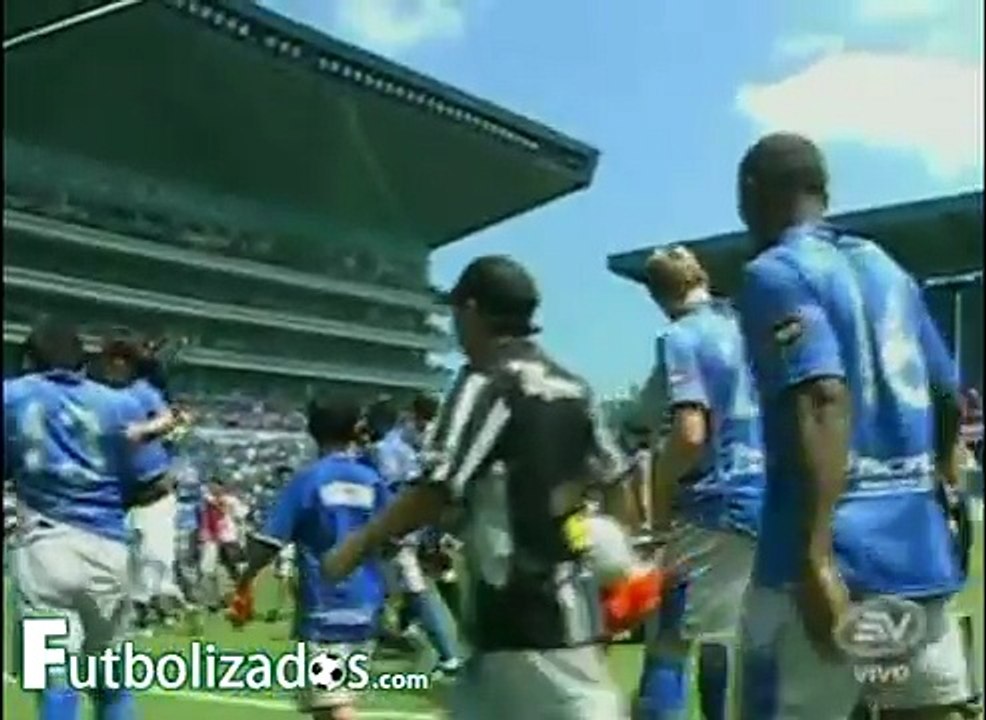 Emelec 2 - Espoli 0 - (Resumen del partido 19 Junio 2011)