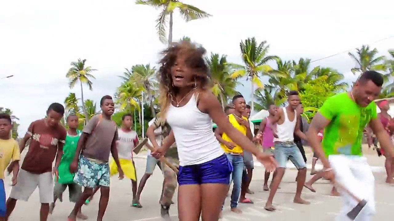 JOHN GASY    -    Omeo lala     (Gasy HD 2016)