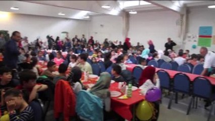 Almanya'da "Tekne Orucu" Tutan Çocuklar Birlikte İftar Etti