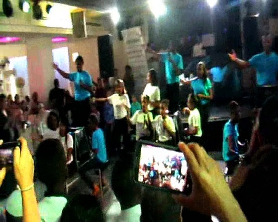 SIONA FETE LES BAR ET BAT MITZVOTH A JERUSALEM 2016