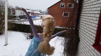 Elsa singing doll Let it go