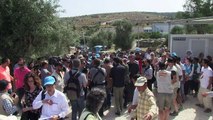 Ban Ki-moon visita campo de refugiados en Lesbos