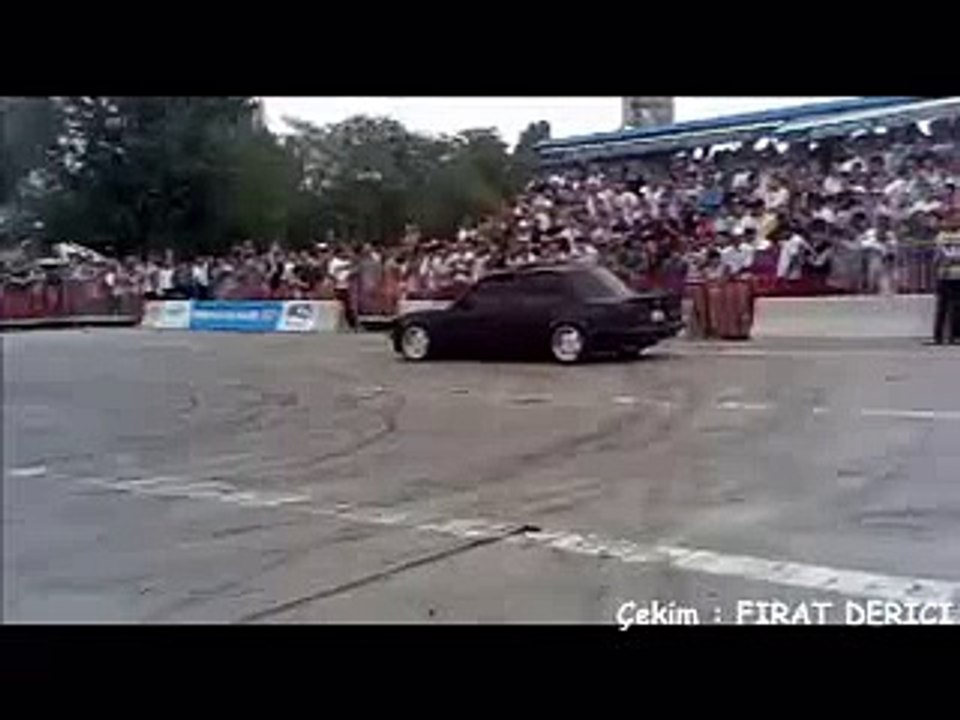 Bmw E30 drift kazası
