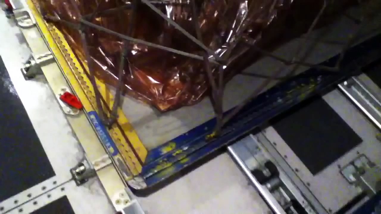 Nhận  gửi  hàng   đi  Anh, Pháp, Canada, Mexico, Hongkong