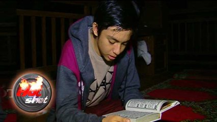Gaya Angga Menggenjot Pahala Puasa di Lokasi Syuting - Hot Shot 19 Juni 2016