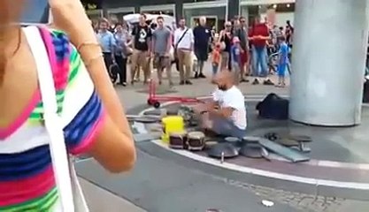 drumer jalanan Paling Kreatif sedunia