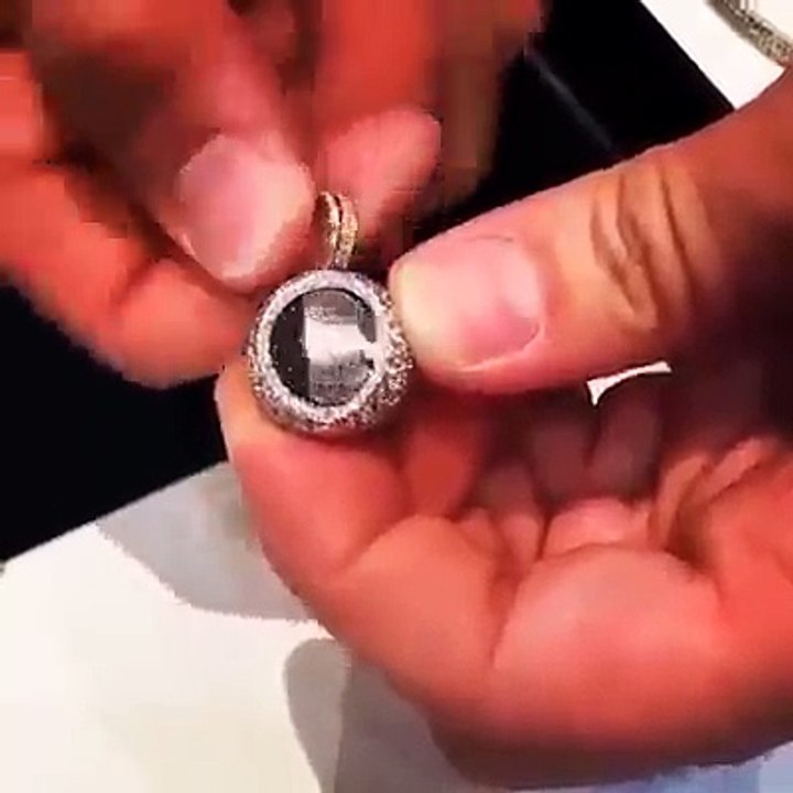 Khobsorat Angothi Jo Kuch Bhi Bun Jati Hai